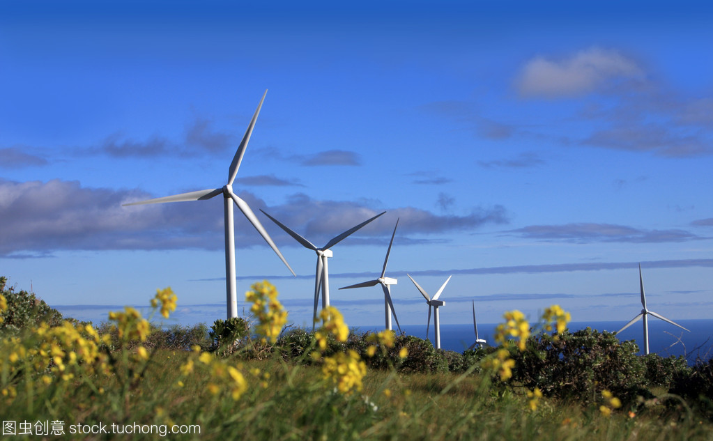 風(fēng)能驅(qū)動未來 風(fēng)力發(fā)電機(jī)組的原理、優(yōu)勢與挑戰(zhàn)